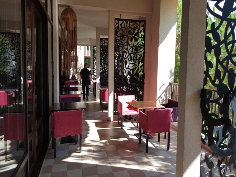 סאני ביץ' Royal Beach Private Apartments מראה חיצוני תמונה